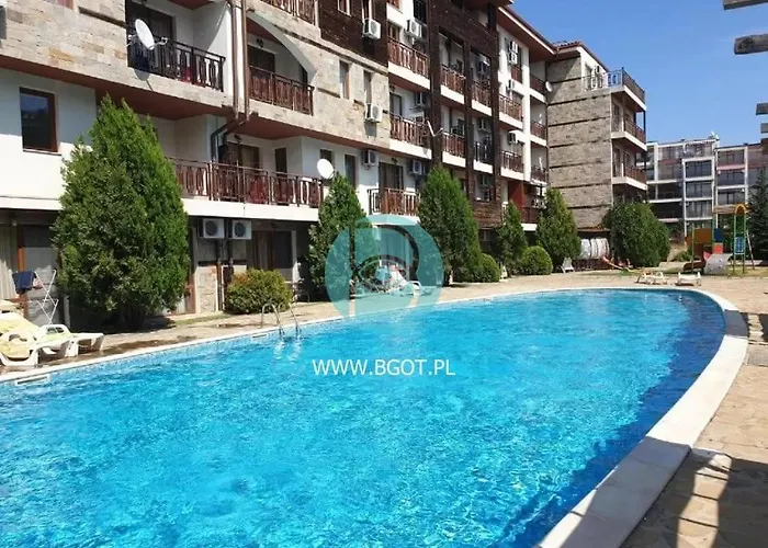 Panorama Bay 2 - By The